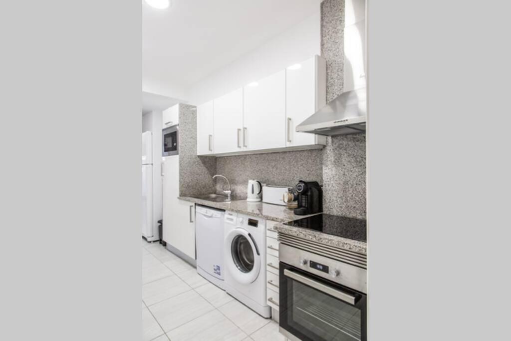 Remodeled Apartment In The City Center. Faro Exterior photo